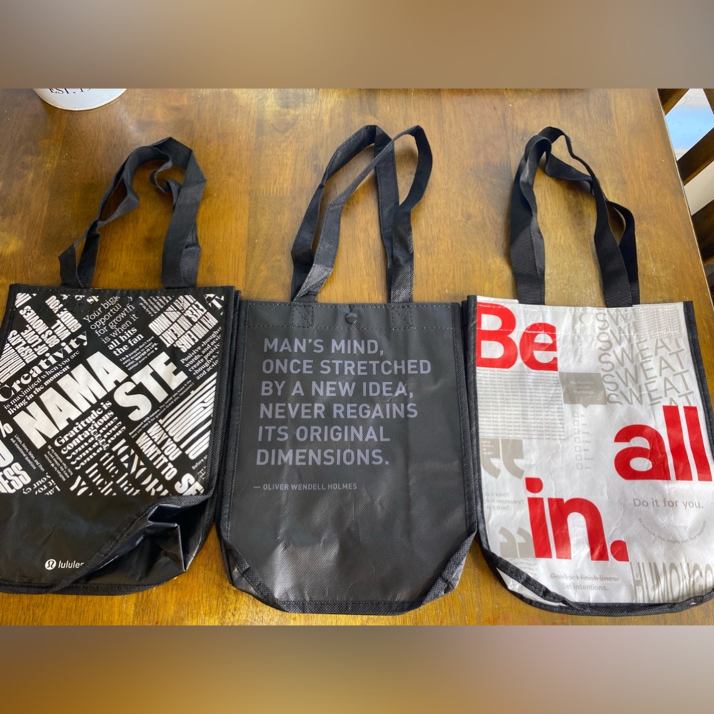 Lululemon Reusable Shopping Tote Bag with snap closure Lot Of 3